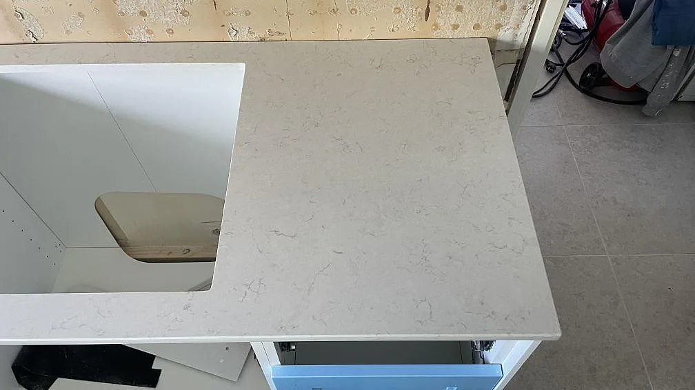 Køkkenbordplade i Silestone Snowy Ibiza, Mellbystrand – billede 6