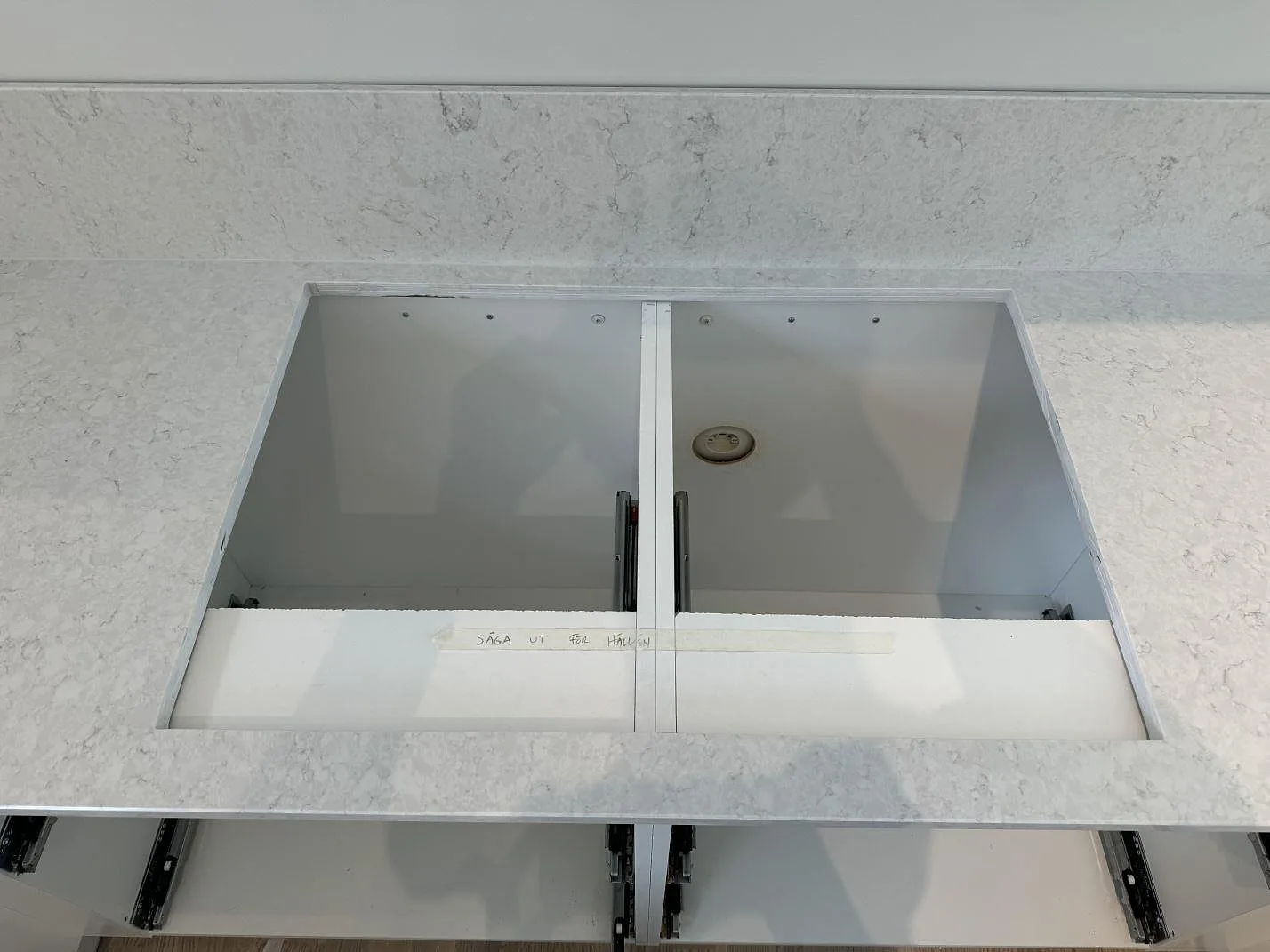 Køkkenbordplade i Silestone Snowy Ibiza, Nättraby – billede 6