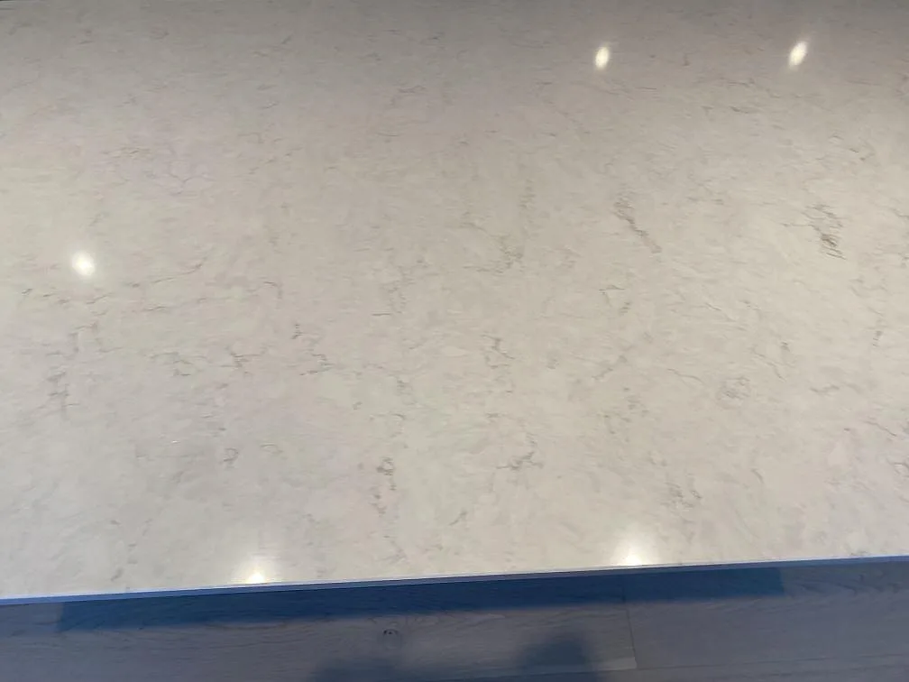 Køkkenbordplade i Silestone Snowy Ibiza, Österskär – billede 3
