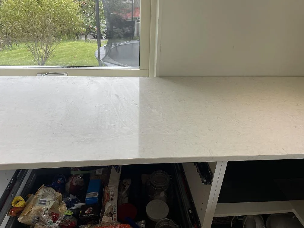 Køkkenbordplade i Silestone Snowy Ibiza, Olofstorp – billede 7