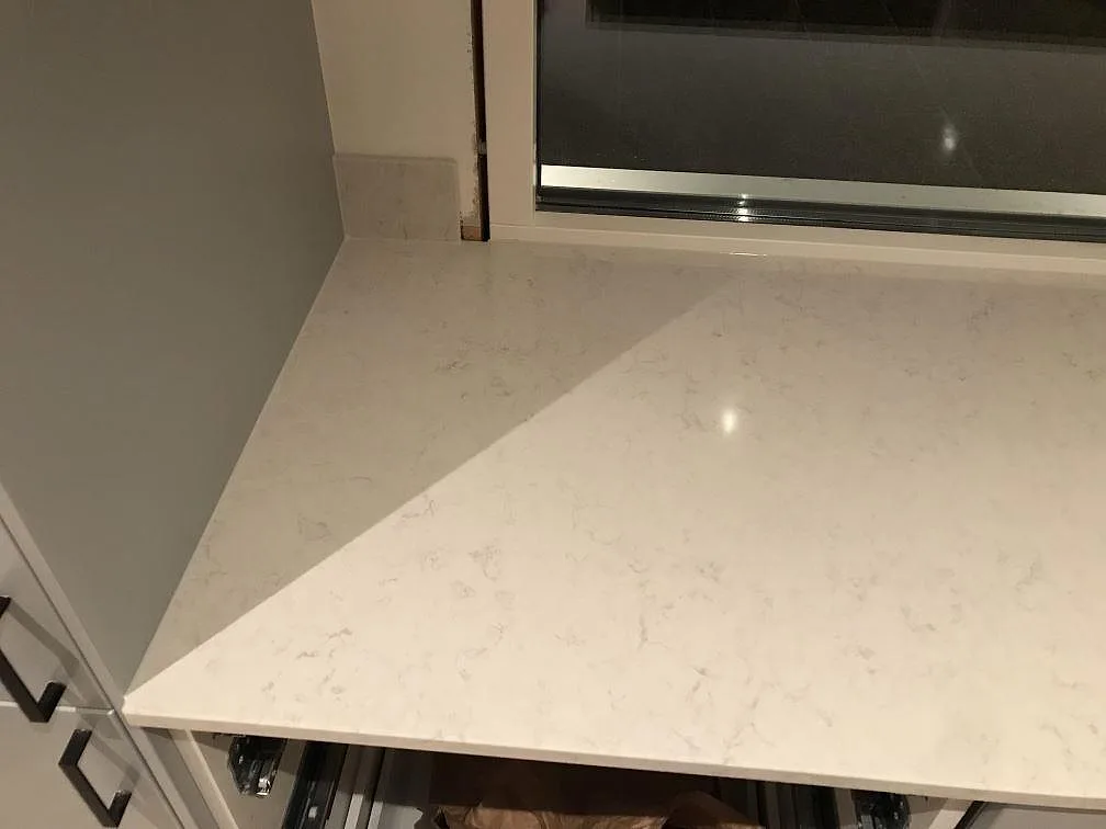 Køkkenbordplade i Silestone Snowy Ibiza, Onsala – billede 5