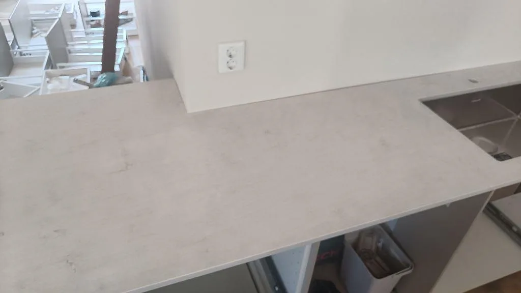 Køkkenbordplade i Silestone Snowy Ibiza, Osby – billede 7