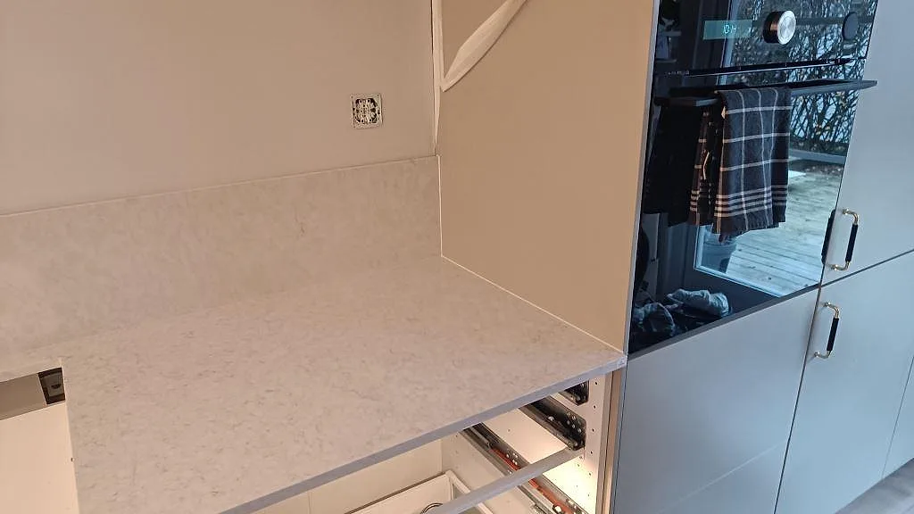 Køkkenbordplade i Silestone Snowy Ibiza, Rydebäck – billede 6
