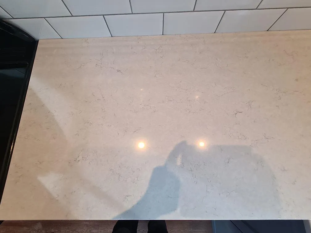 Køkkenbordplade i Silestone Snowy Ibiza, Saltsjö Boo – billede 6