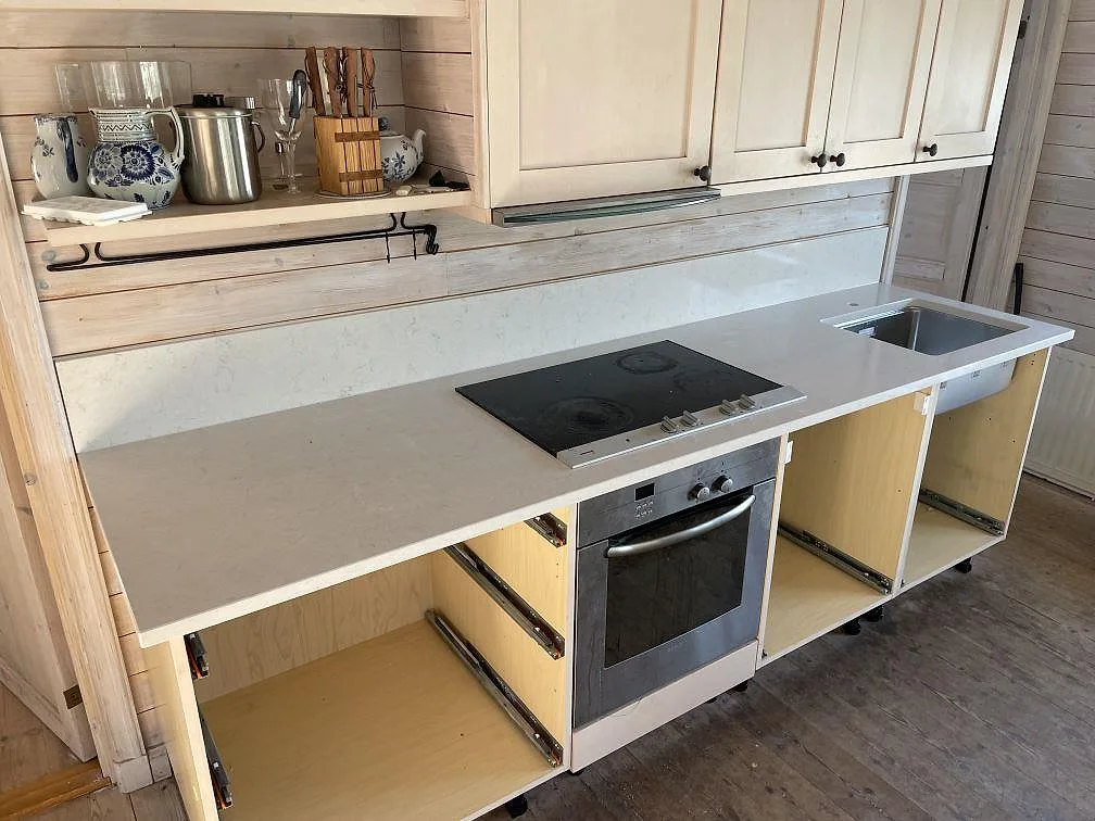 Køkkenbordplade i Silestone Snowy Ibiza, Saltsjöbaden – billede 3