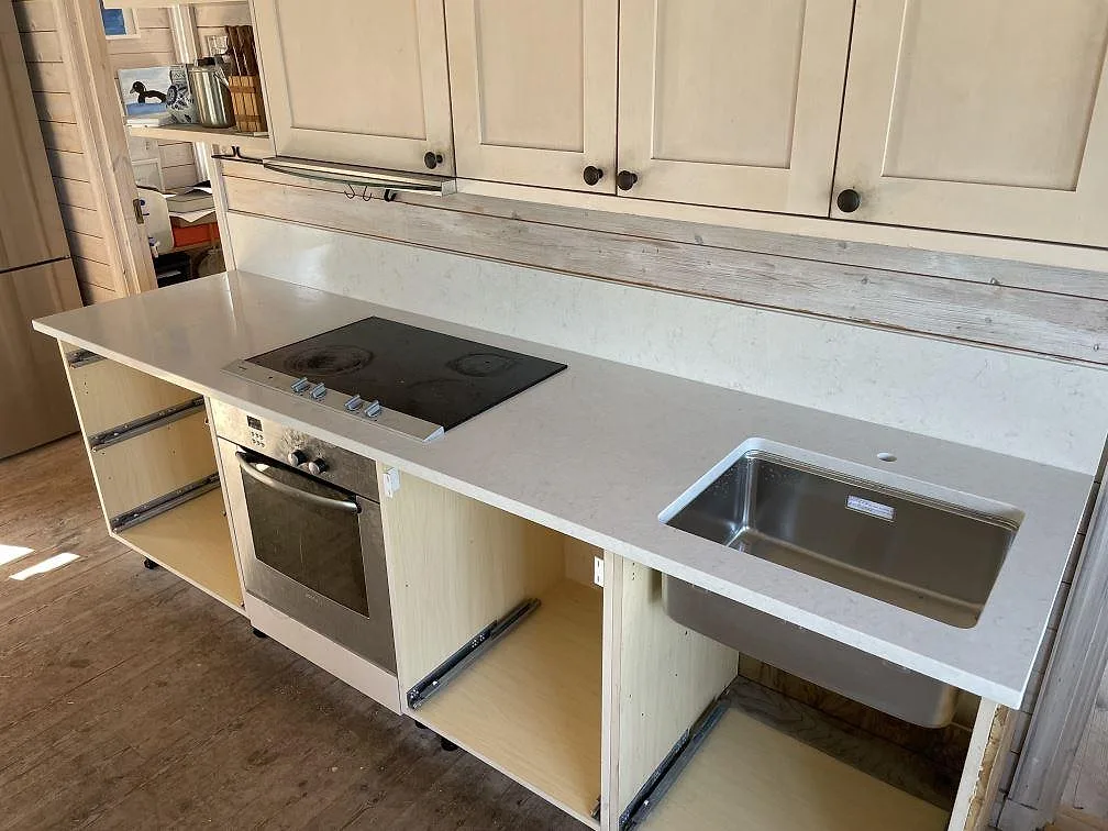 Køkkenbordplade i Silestone Snowy Ibiza, Saltsjöbaden – billede 2