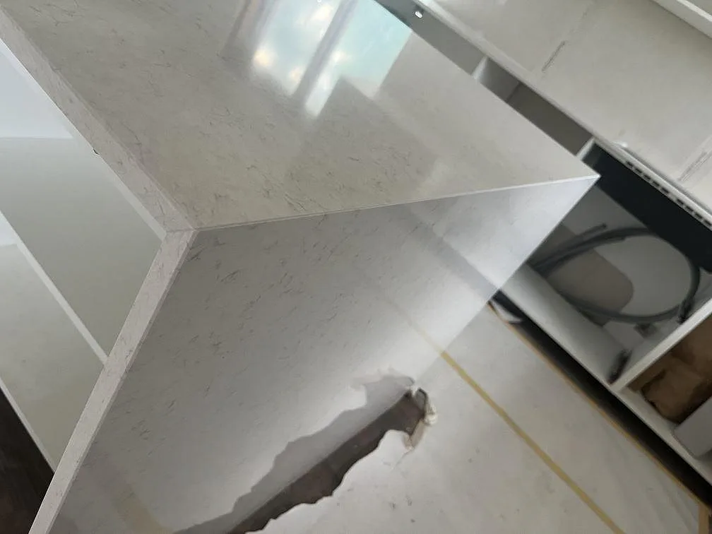 Køkkenbordplade i Silestone Snowy Ibiza, Skärblacka – billede 3