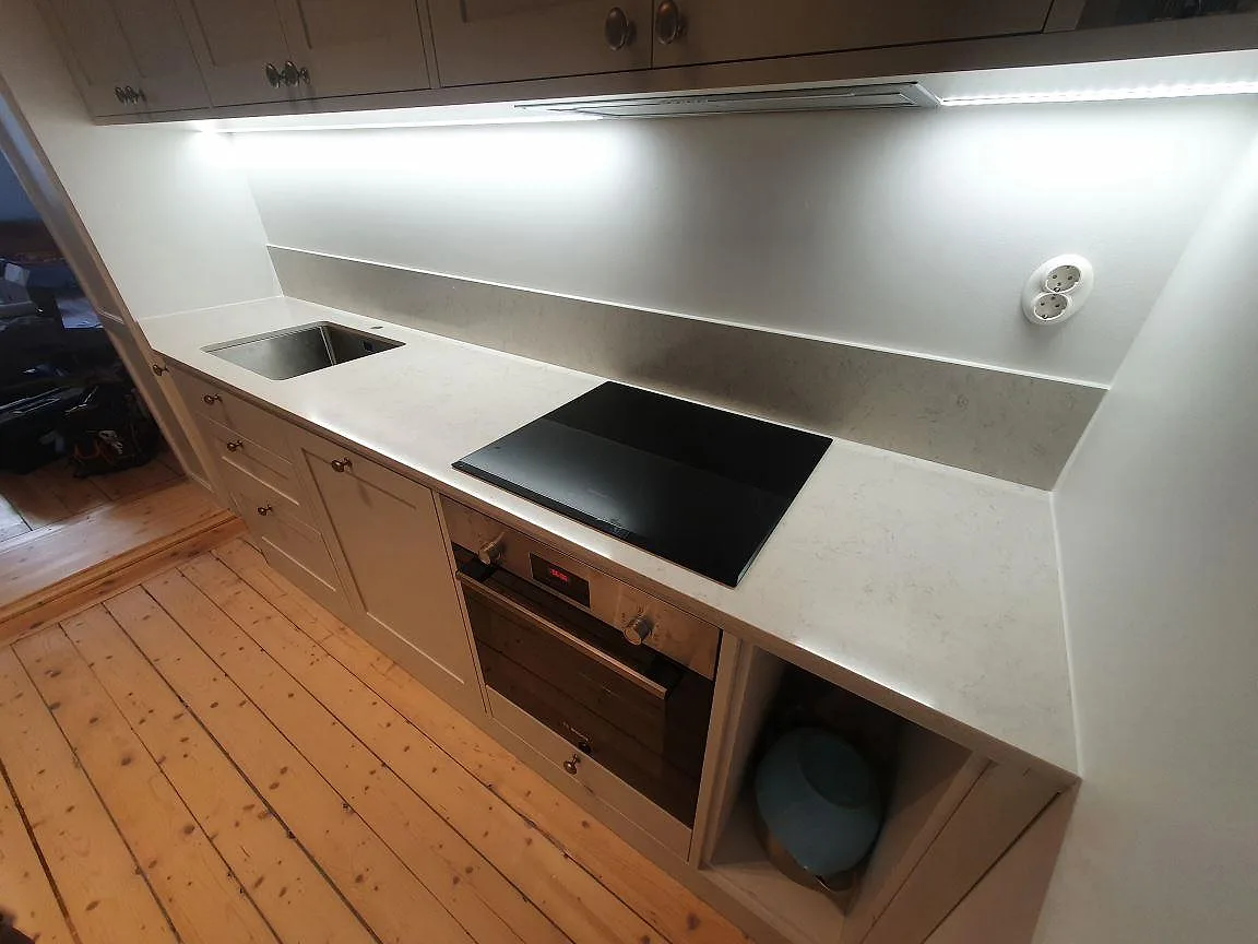 Køkkenbordplade i Silestone Snowy Ibiza, Stockholm