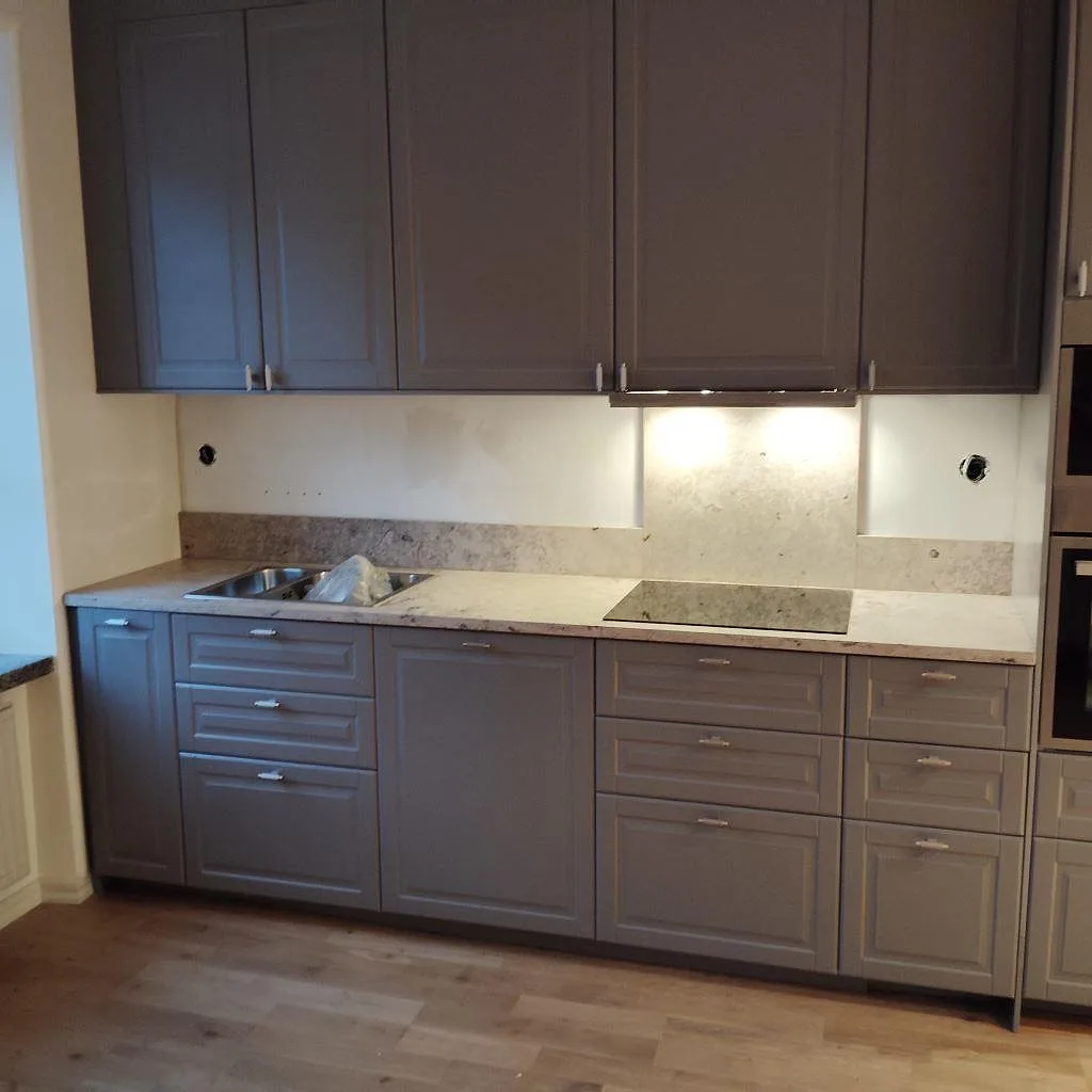 Gennemført projekt: Køkkenbordplade i Silestone Snowy Ibiza, Stockholm.