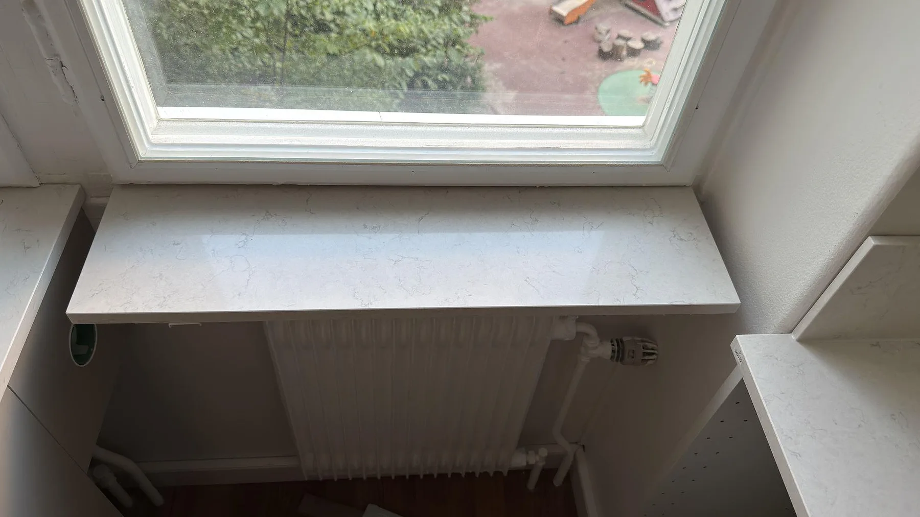 Køkkenbordplade i Silestone Snowy Ibiza, Stockholm – billede 5