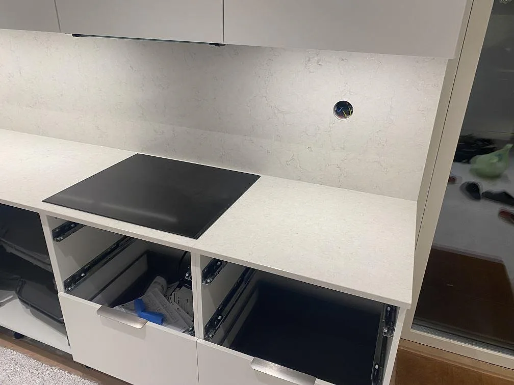 Køkkenbordplade i Silestone Snowy Ibiza, Strandbaden – billede 6