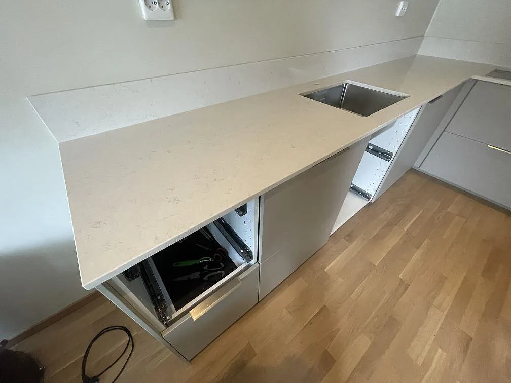 Køkkenbordplade i Silestone Snowy Ibiza, Sundbyberg – billede 2