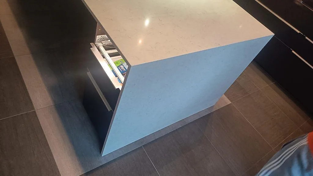 Køkkenbordplade i Silestone Snowy Ibiza, Tomelilla – billede 4