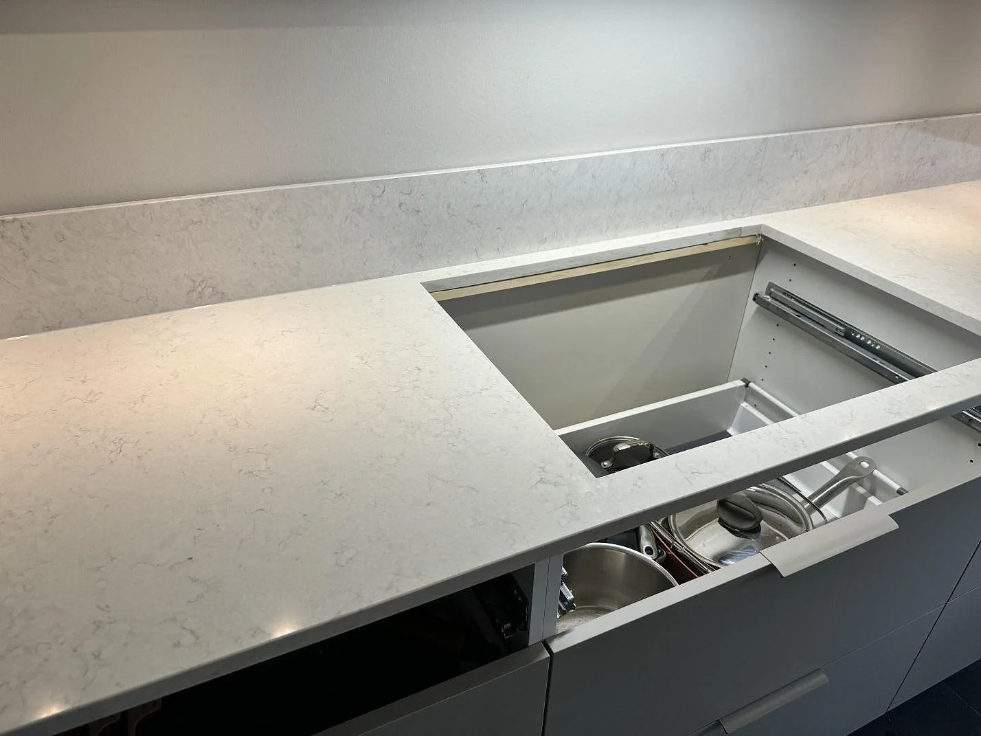 Køkkenbordplade i Silestone Snowy Ibiza, Torslanda – billede 6