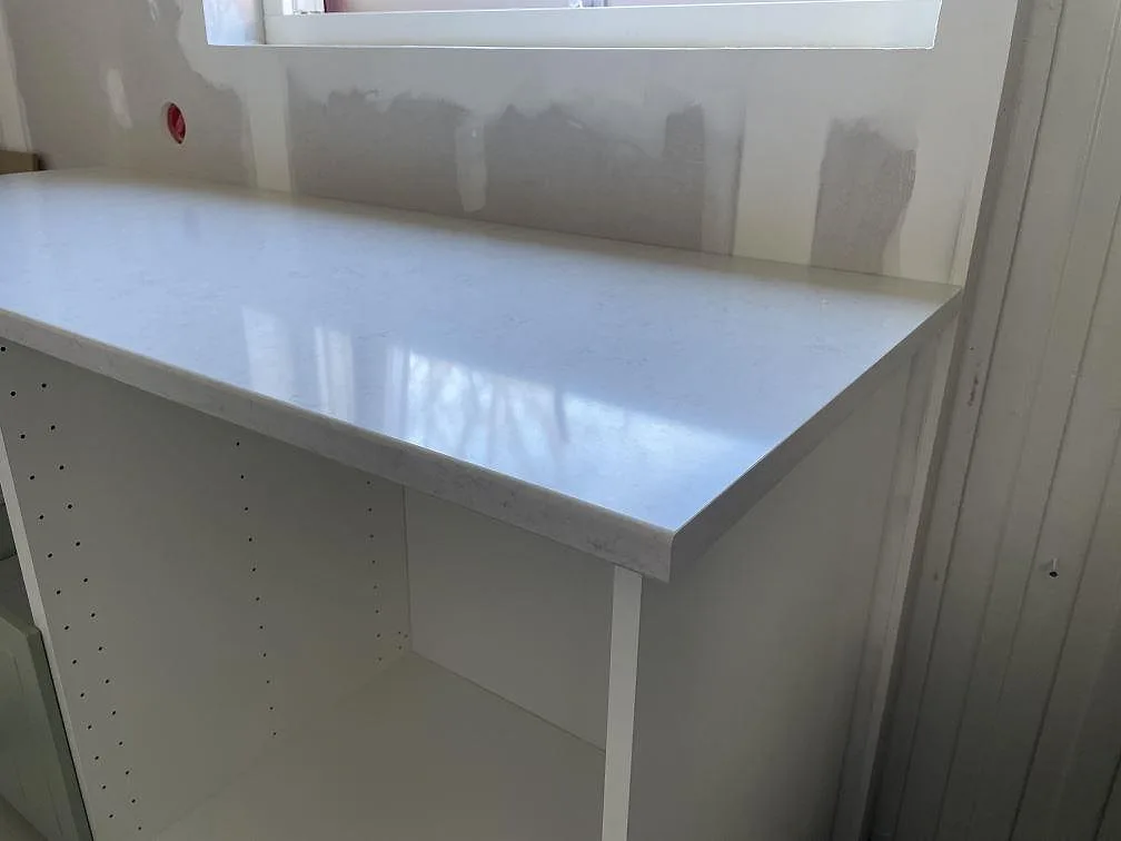 Køkkenbordplade i Silestone Snowy Ibiza, Trollhättan – billede 3