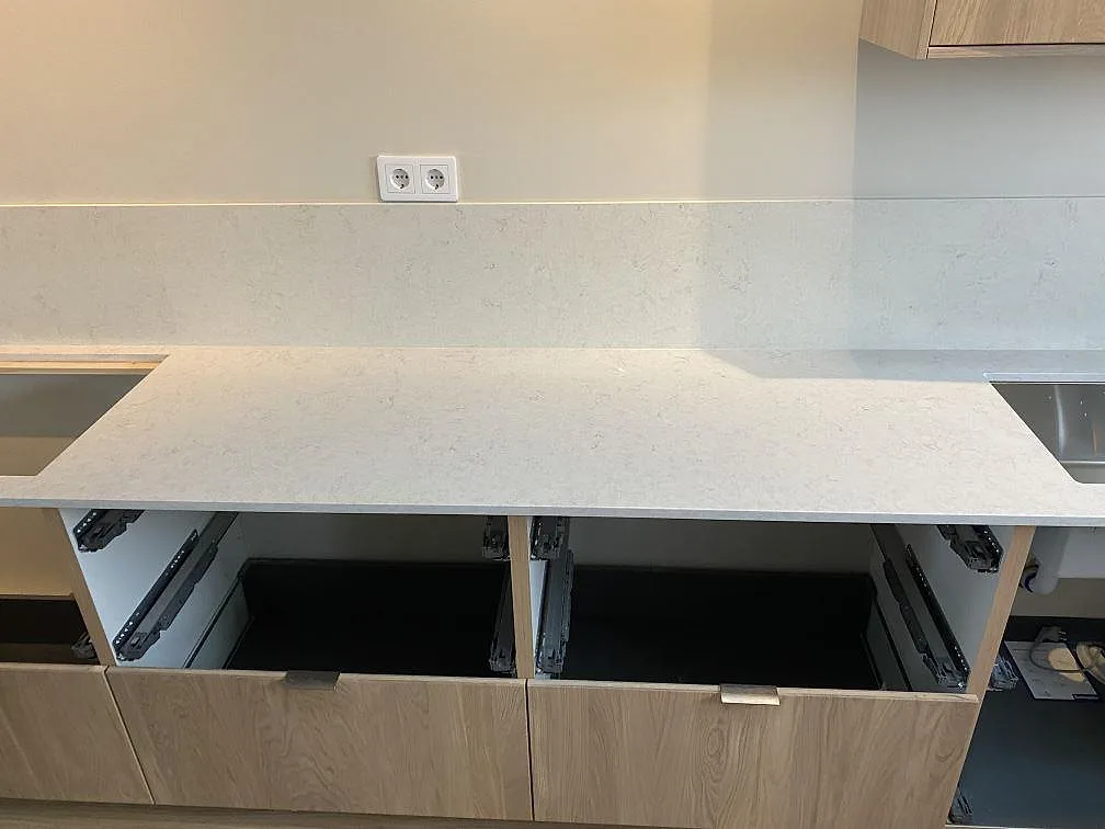 Køkkenbordplade i Silestone Snowy Ibiza, Tygelsjö – billede 3