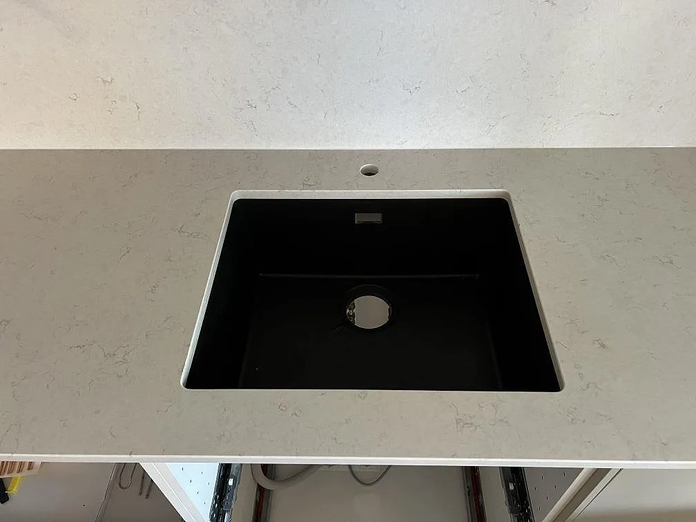 Køkkenbordplade i Silestone Snowy Ibiza, Värnamo – billede 3