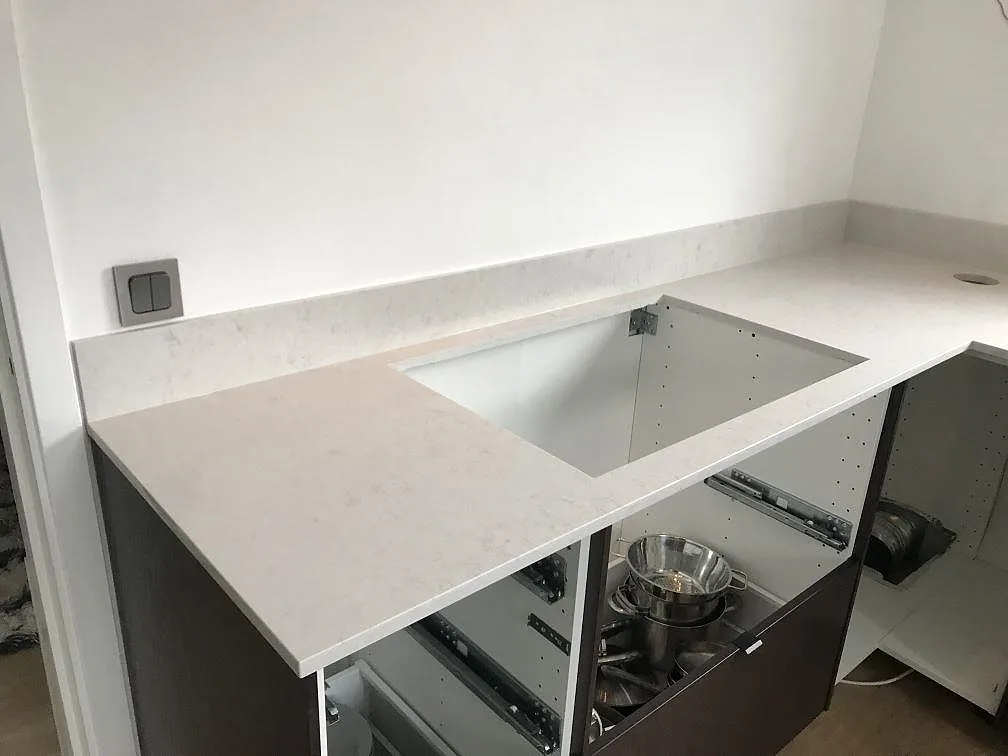 Køkkenbordplade i Silestone Snowy Ibiza, Växjö – billede 3
