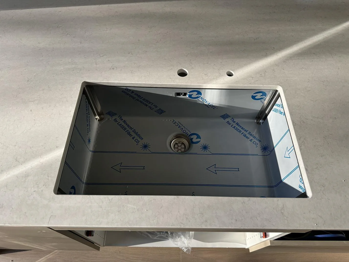 Køkkenbordplade i Silestone Snowy Ibiza, Vejbystrand – billede 4
