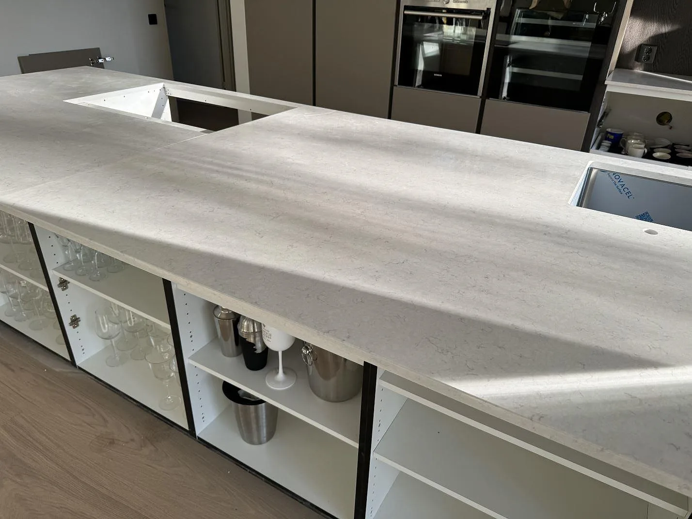 Køkkenbordplade i Silestone Snowy Ibiza, Vejbystrand – billede 5