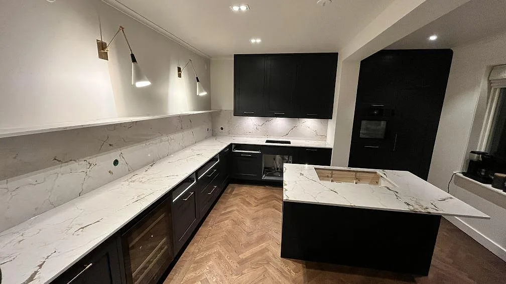 Køkkenbordplade i Silestone Versallies Ivory, Sigtuna – billede 2
