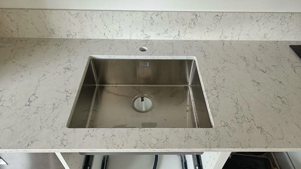 Køkkenbordplade i Silestone White Arabesque, Göteborg – billede 4