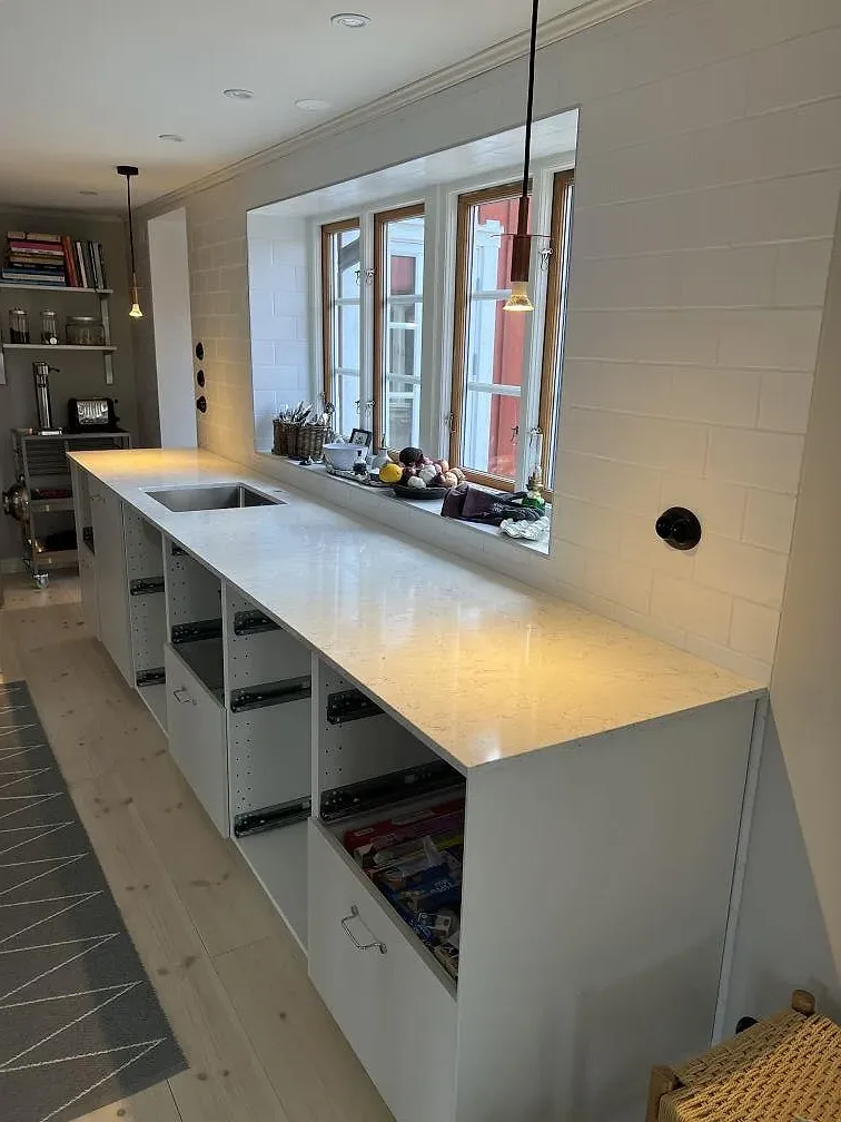 Køkkenbordplade i Silestone White Arabesque, Villands Vånga – billede 2