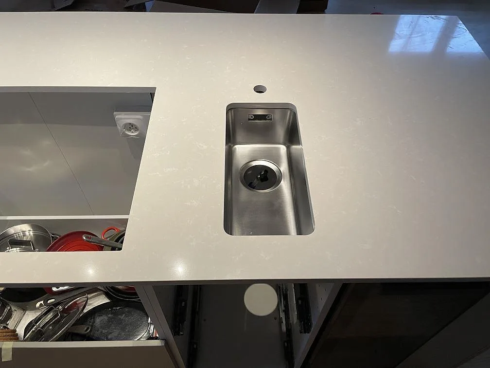Køkkenbordplade i Silestone Yukon, Tyresö – billede 4