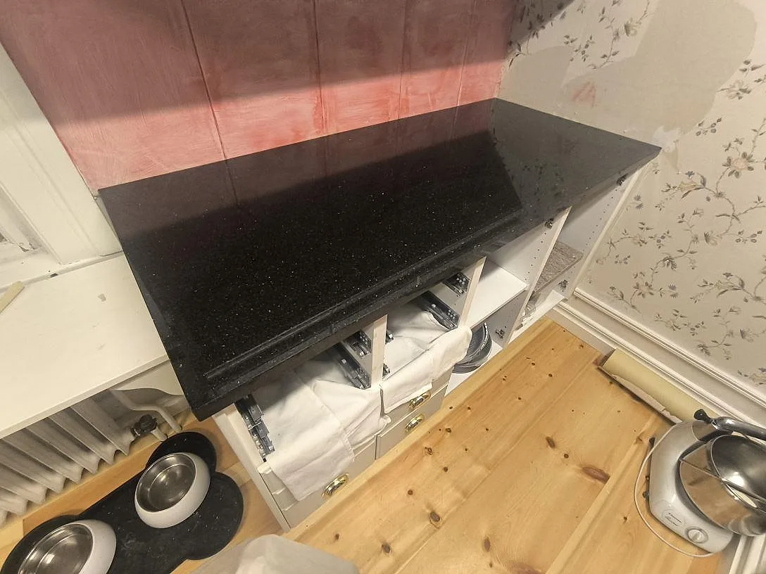 Køkkenbordplade i Star Galaxy, Grangärde – billede 4