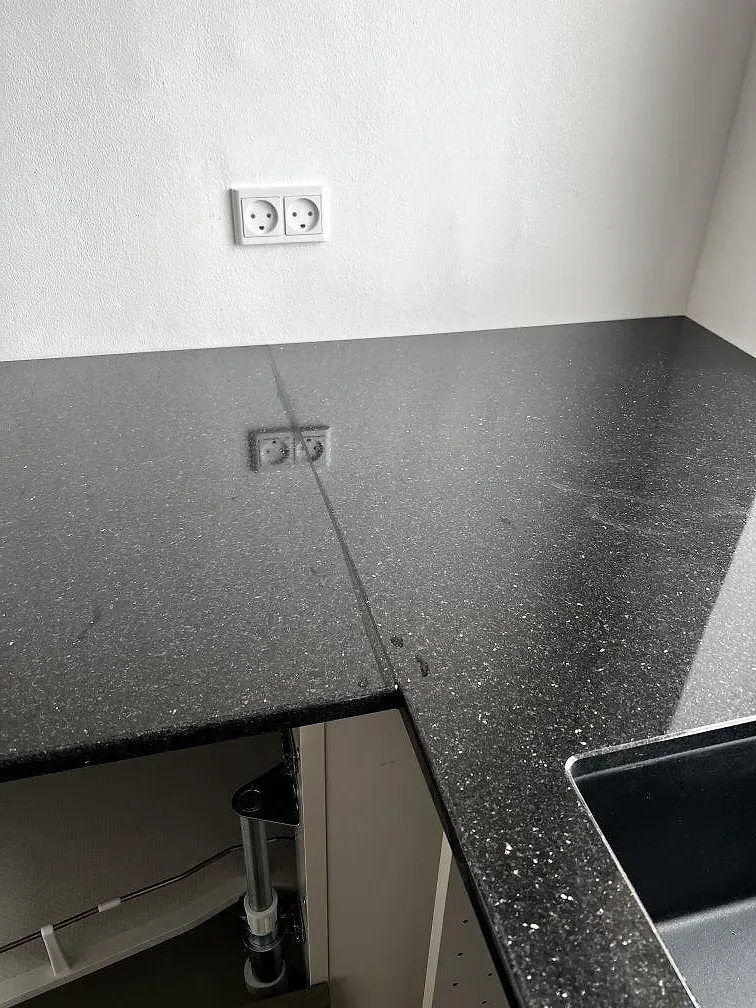 Køkkenbordplade i Star Galaxy, Kastrup – billede 7