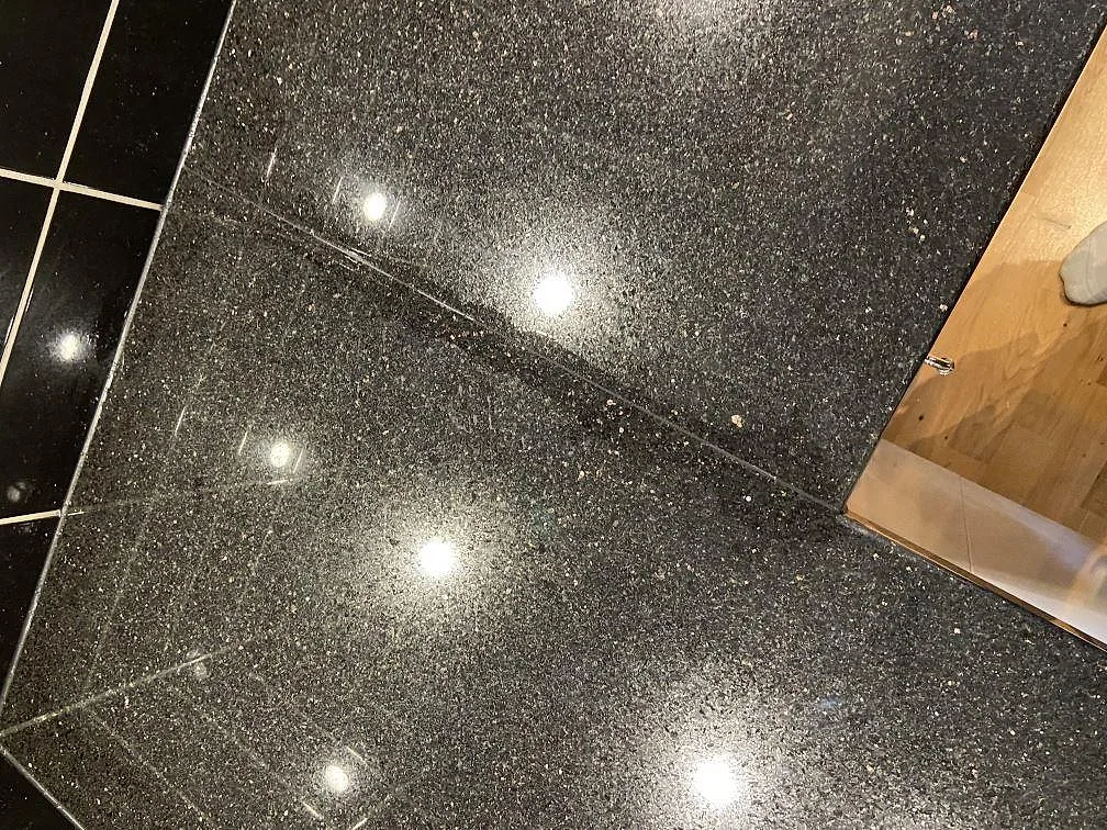 Køkkenbordplade i Star Galaxy, Malmö – billede 2
