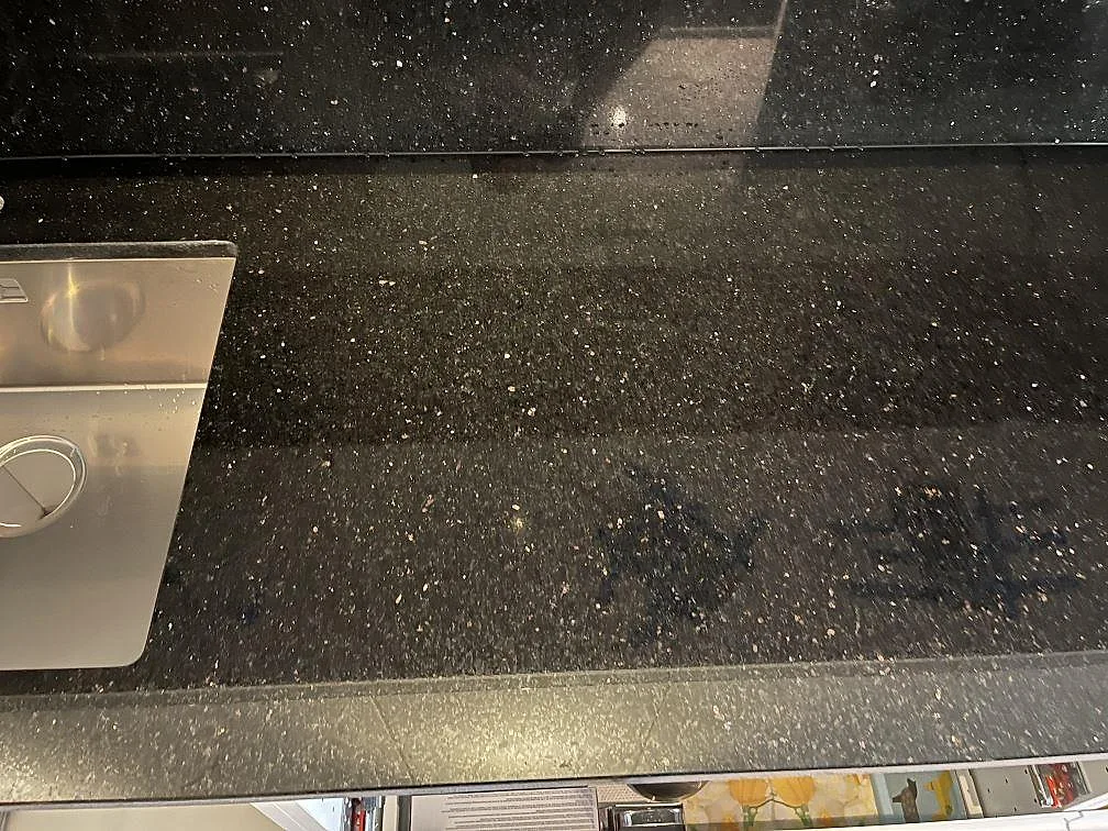 Køkkenbordplade i Star Galaxy, Malmö – billede 5