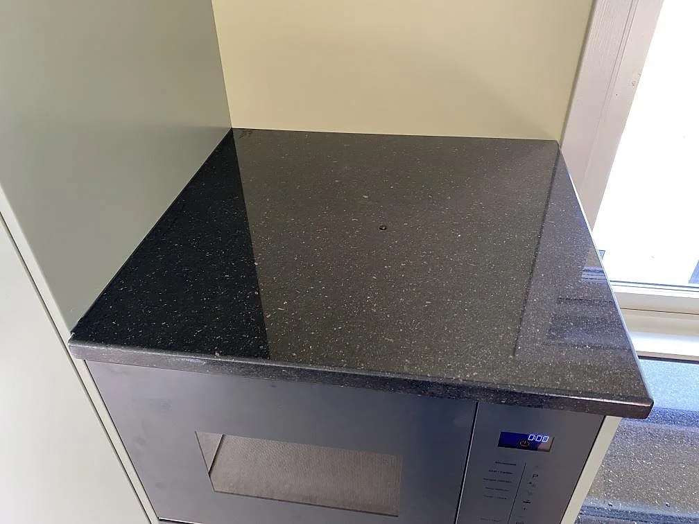 Køkkenbordplade i Star Galaxy, Mellbystrand – billede 5