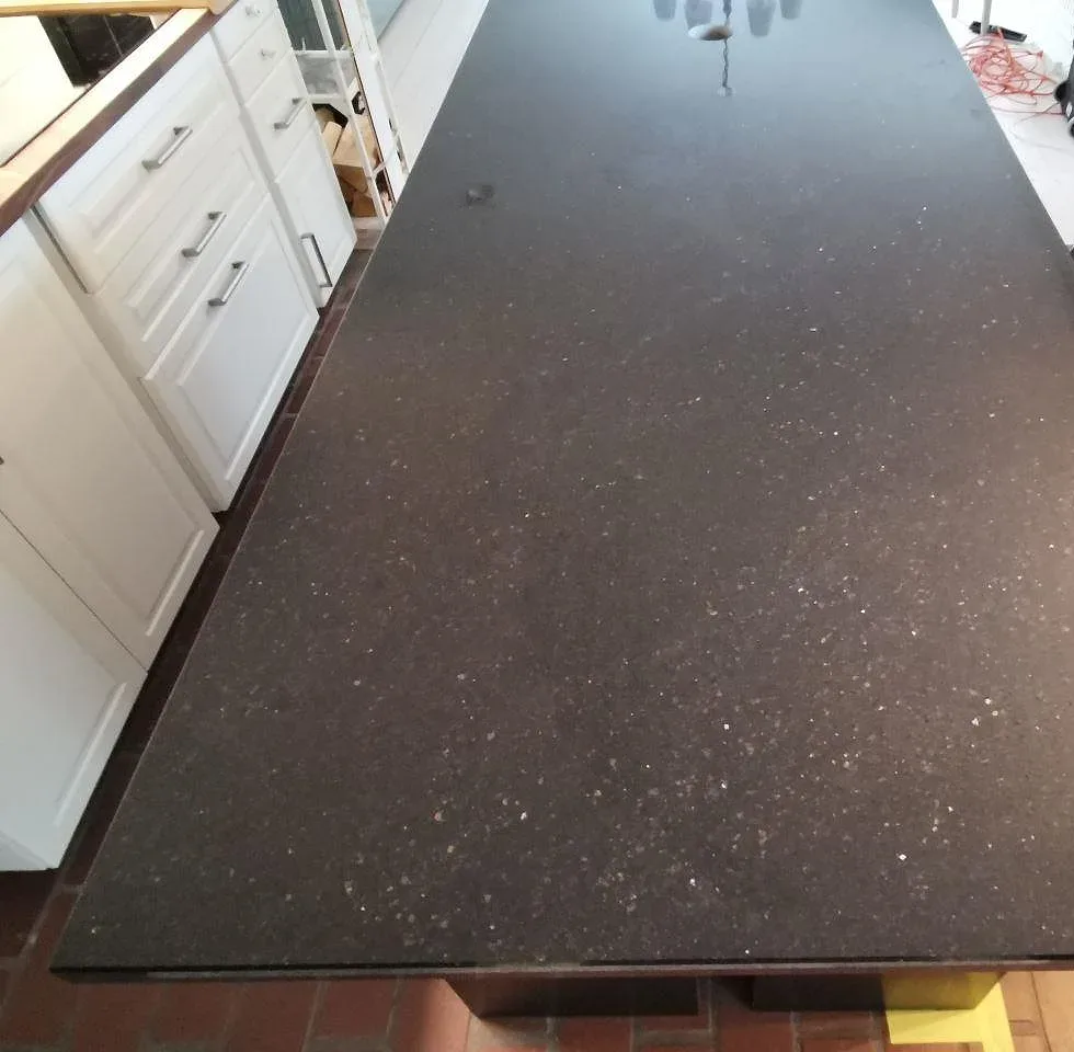 Køkkenbordplade i Star Galaxy-granit, Trelleborg