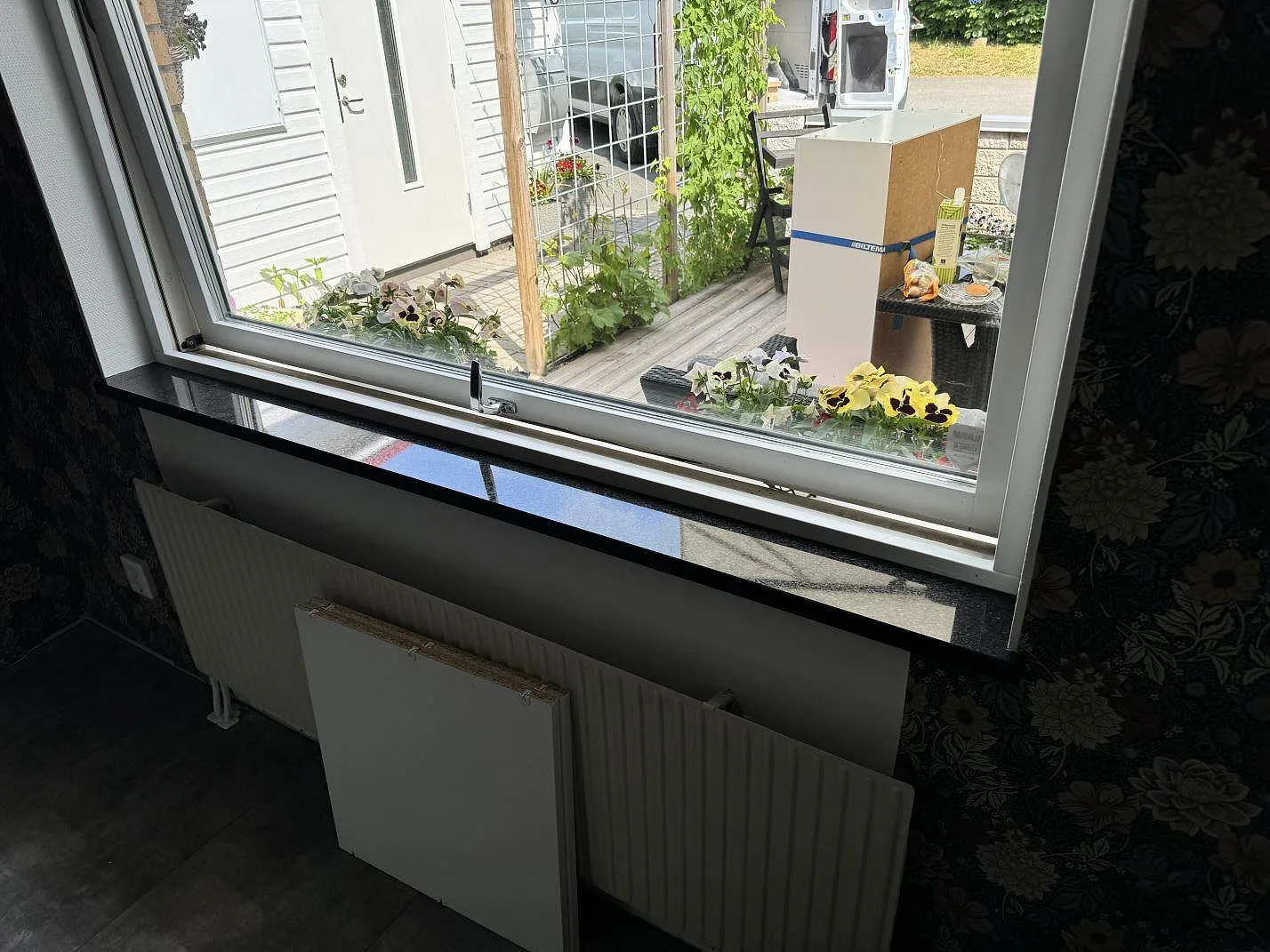 Køkkenbordplade i Star Galaxy, Vinslöv – billede 8