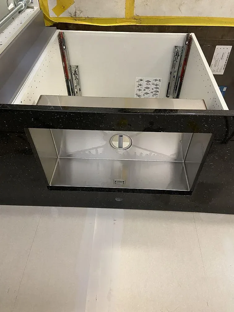 Køkkenbordplade i Star Gate, Johannishus – billede 3