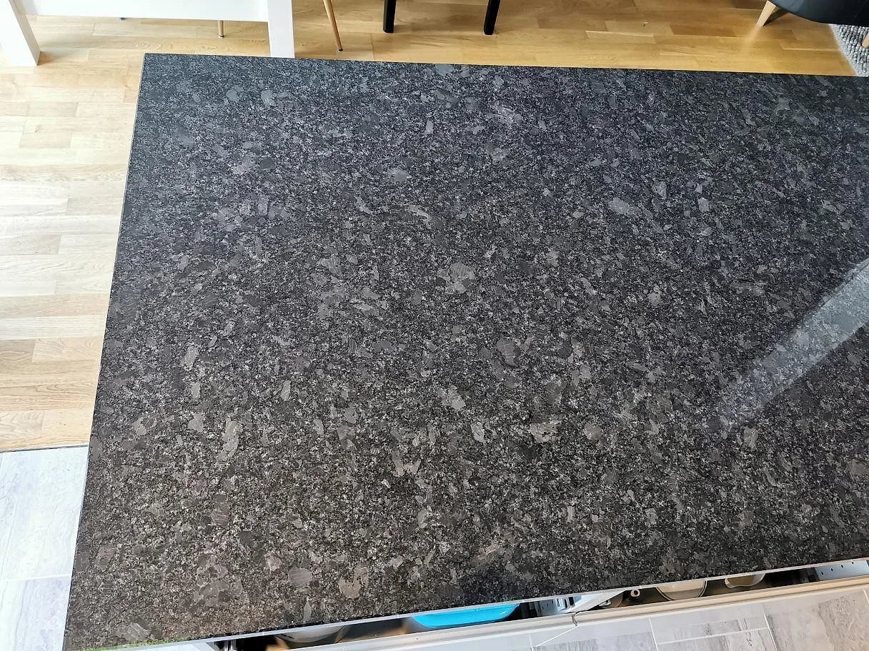 Køkkenbordplade i Steel Grey, Ängelholm – billede 2