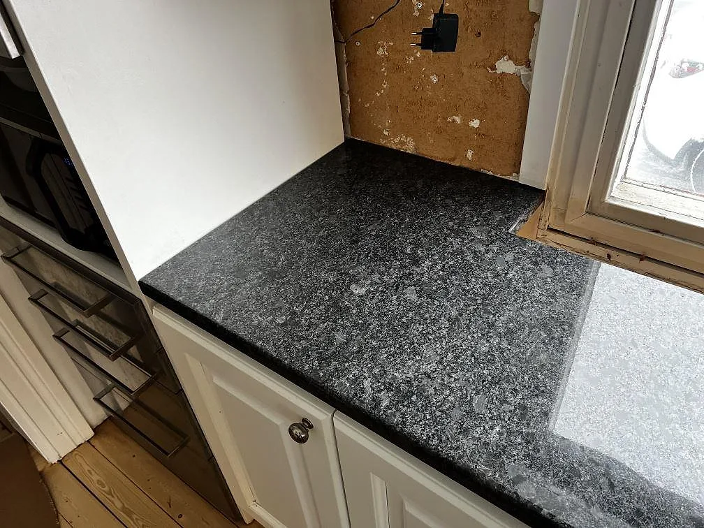 Køkkenbordplade i Steel Grey, Borås – billede 3
