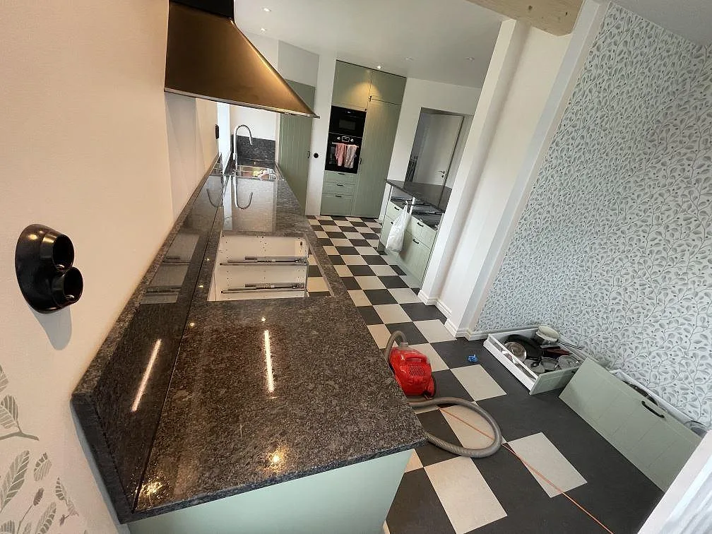 Køkkenbordplade i Steel Grey, Flyinge – billede 2