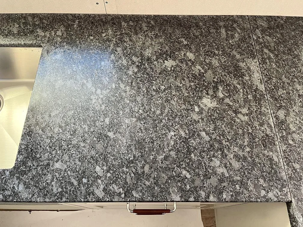 Køkkenbordplade i Steel Grey, Frillesås – billede 2