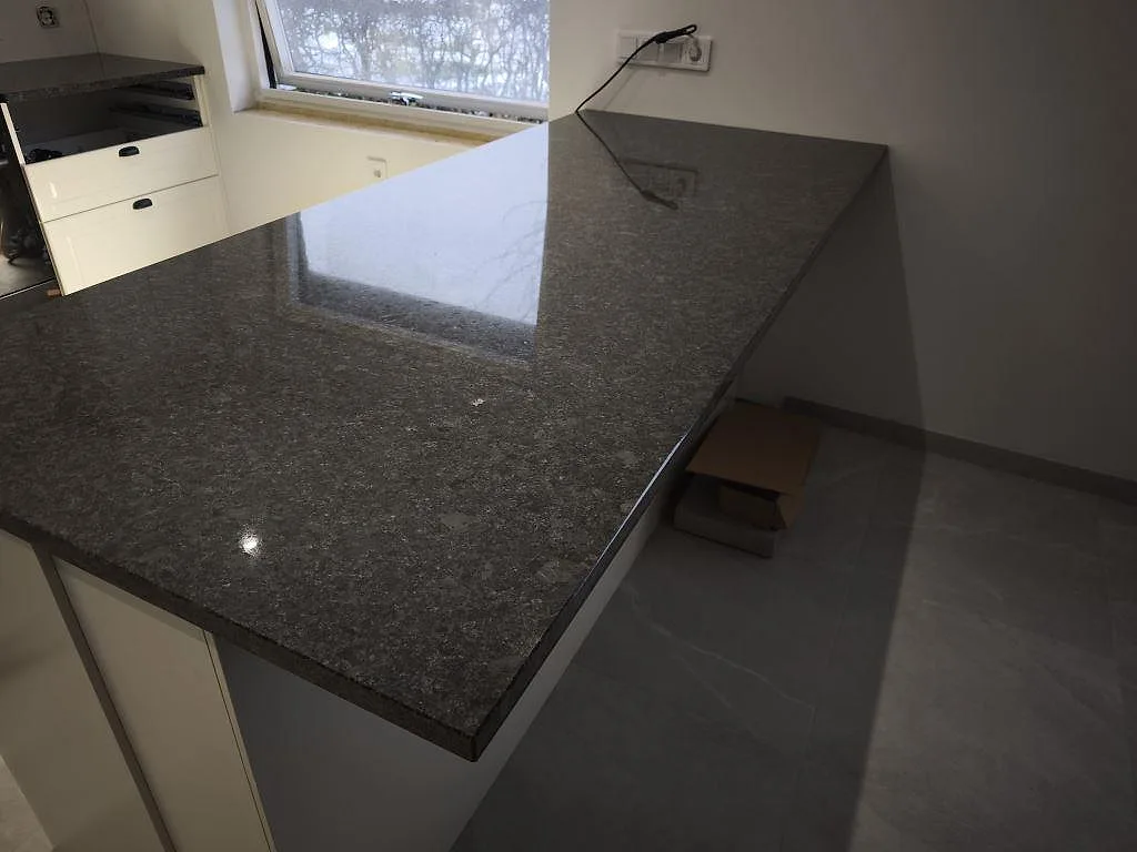 Køkkenbordplade i Steel Grey, Helsingborg – billede 2