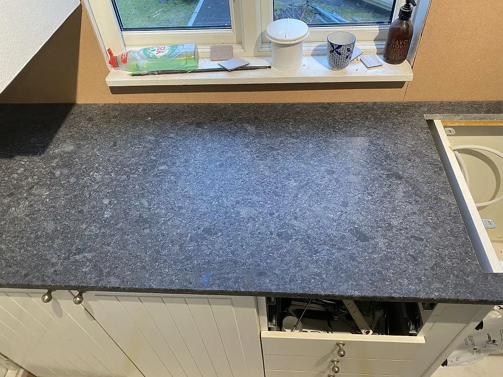 Køkkenbordplade i Steel Grey, Hindås – billede 6