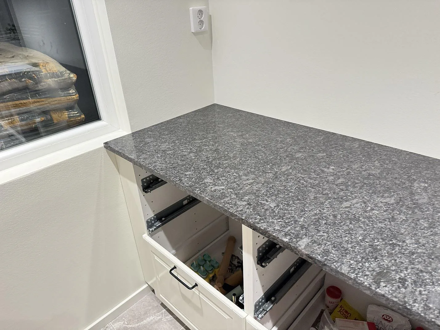 Køkkenbordplade i Steel Grey, Kävlinge – billede 3