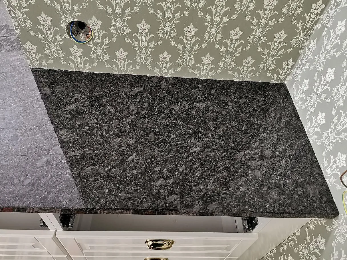 Køkkenbordplade i Steel Grey, Knisslinge – billede 2