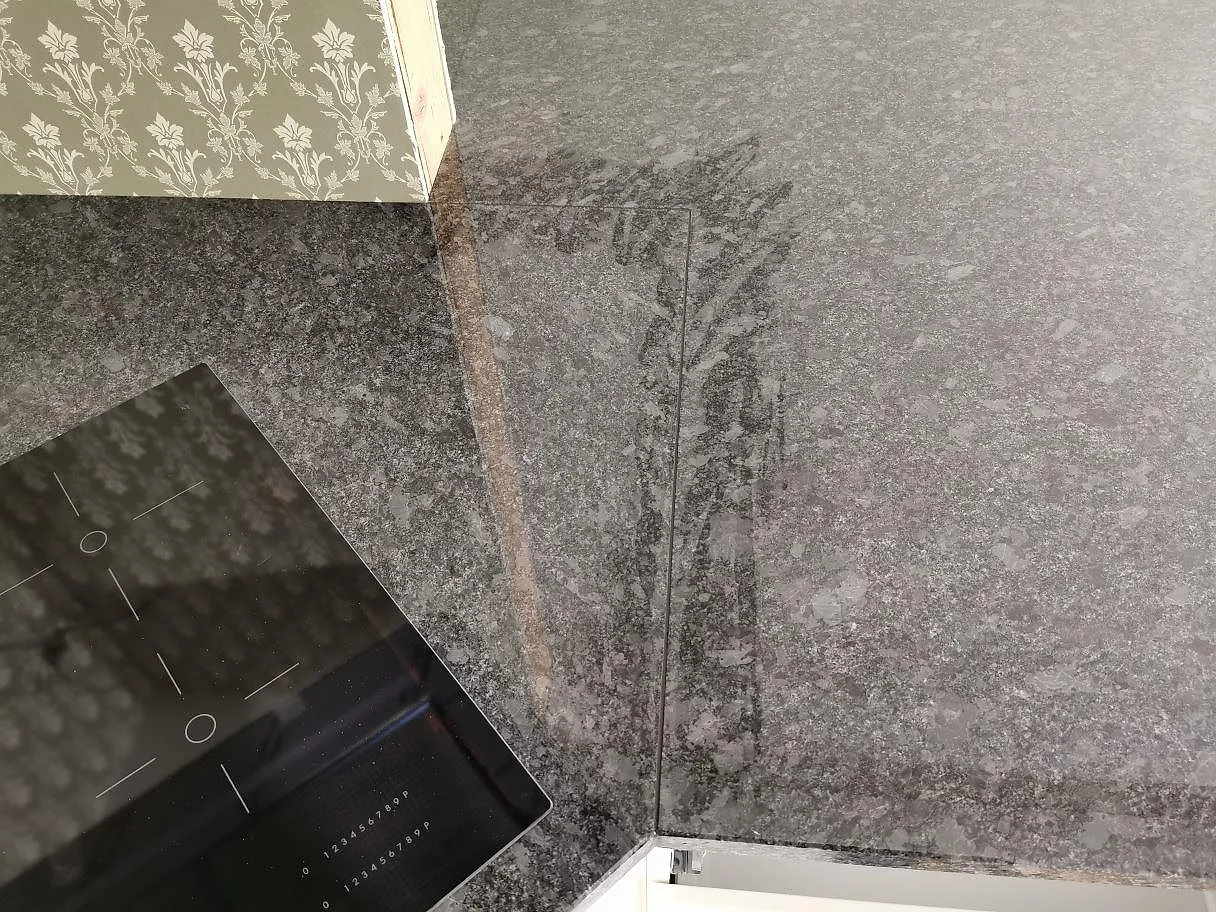 Køkkenbordplade i Steel Grey, Knisslinge – billede 7