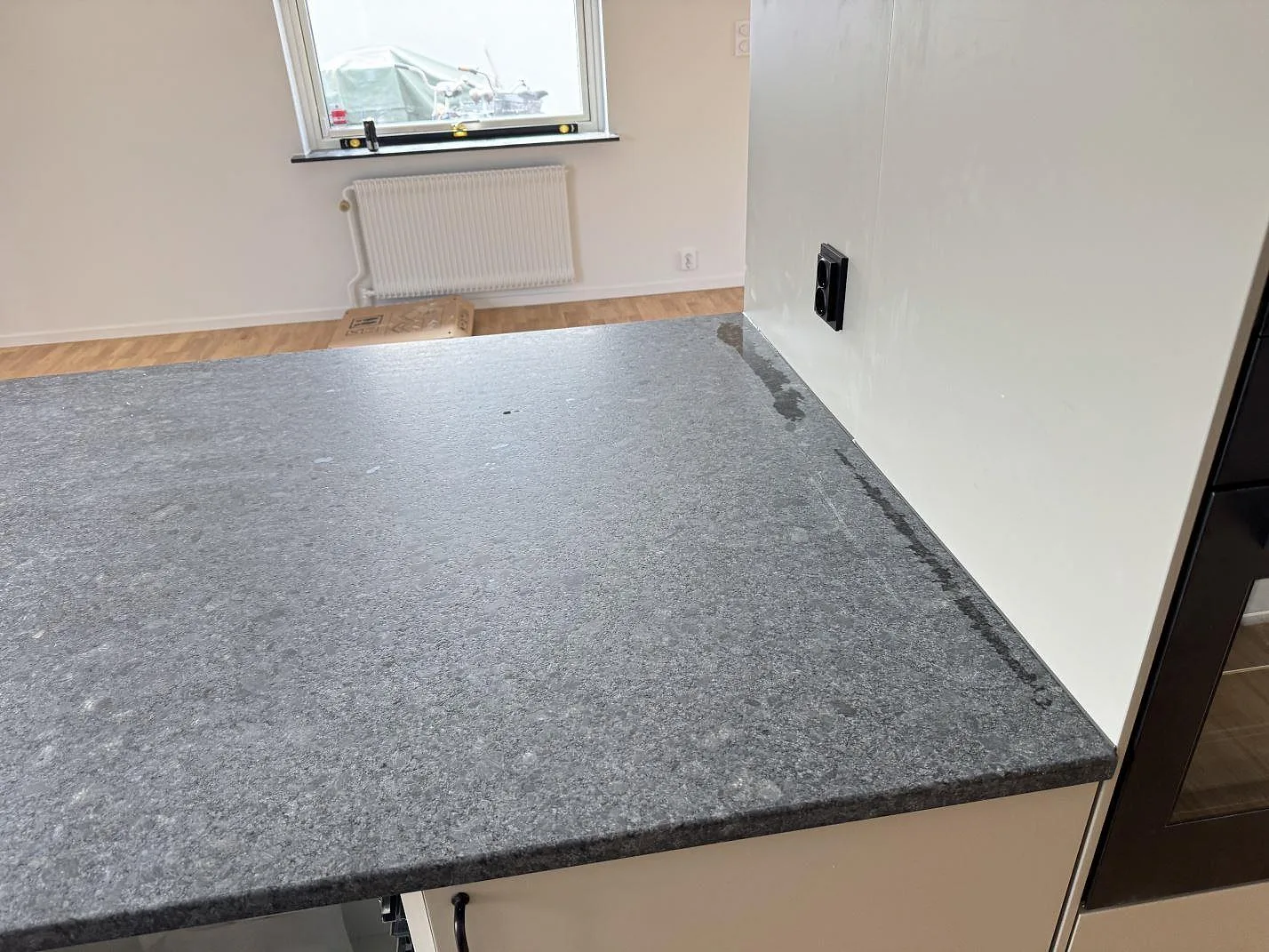 Køkkenbordplade i Steel Grey, Bjärred – billede 7