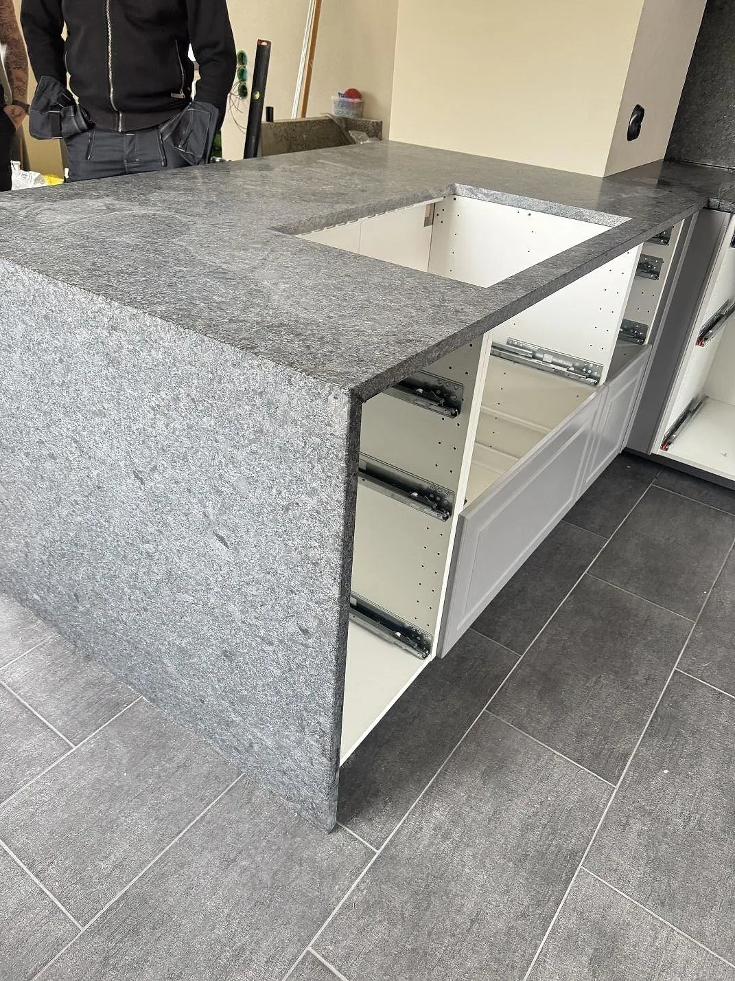 Køkkenbordplade i Steel Grey, Löberöd – billede 7