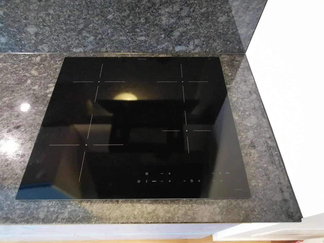 Køkkenbordplade i Steel Grey, Malmö – billede 3