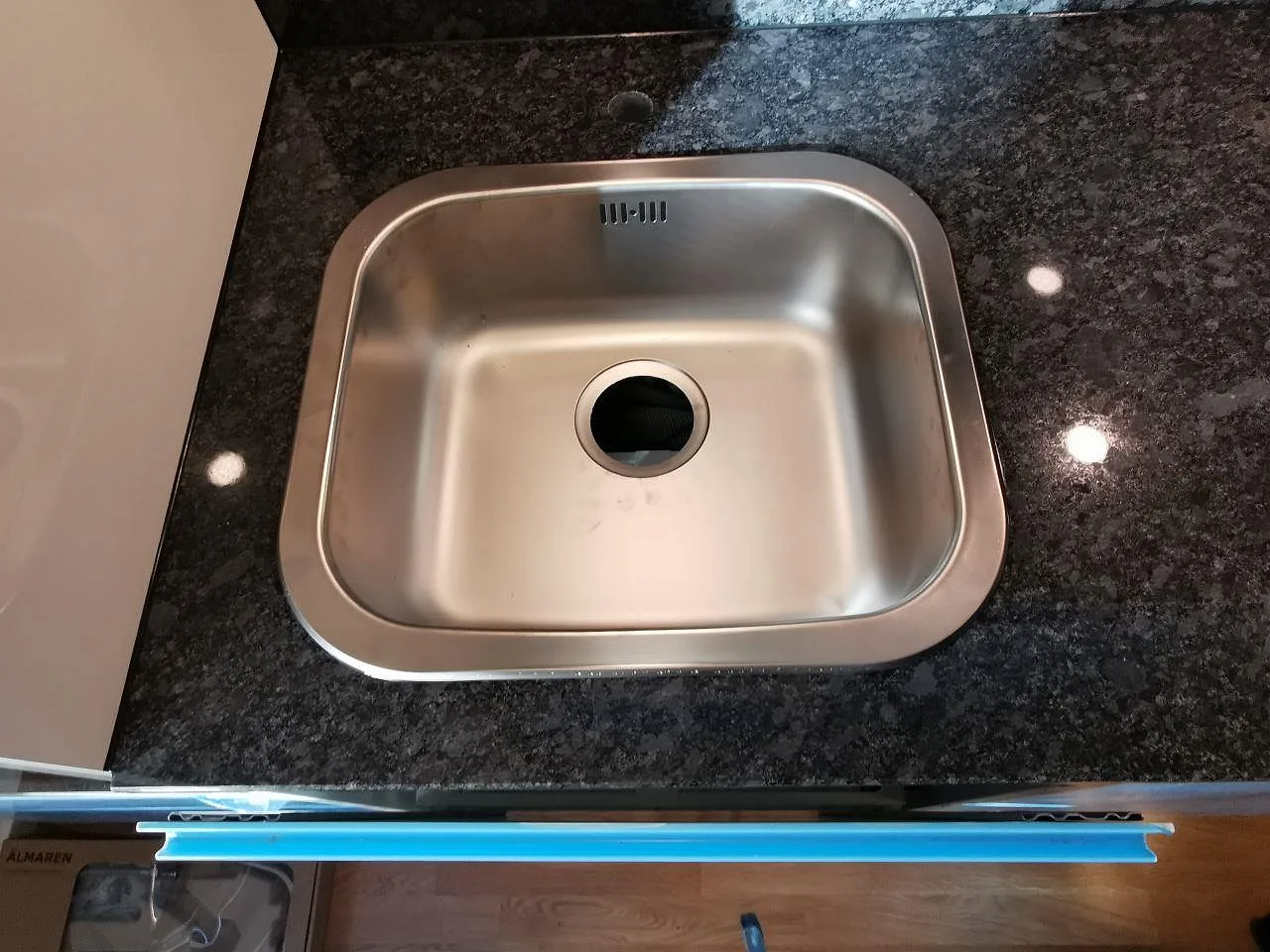 Køkkenbordplade i Steel Grey, Malmö – billede 2