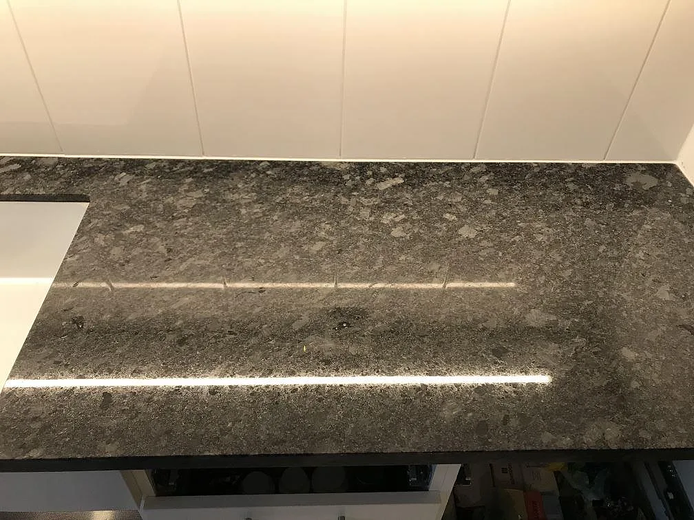 Køkkenbordplade i Steel Grey, Malmö – billede 5